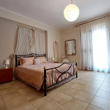 Apartment Antique
